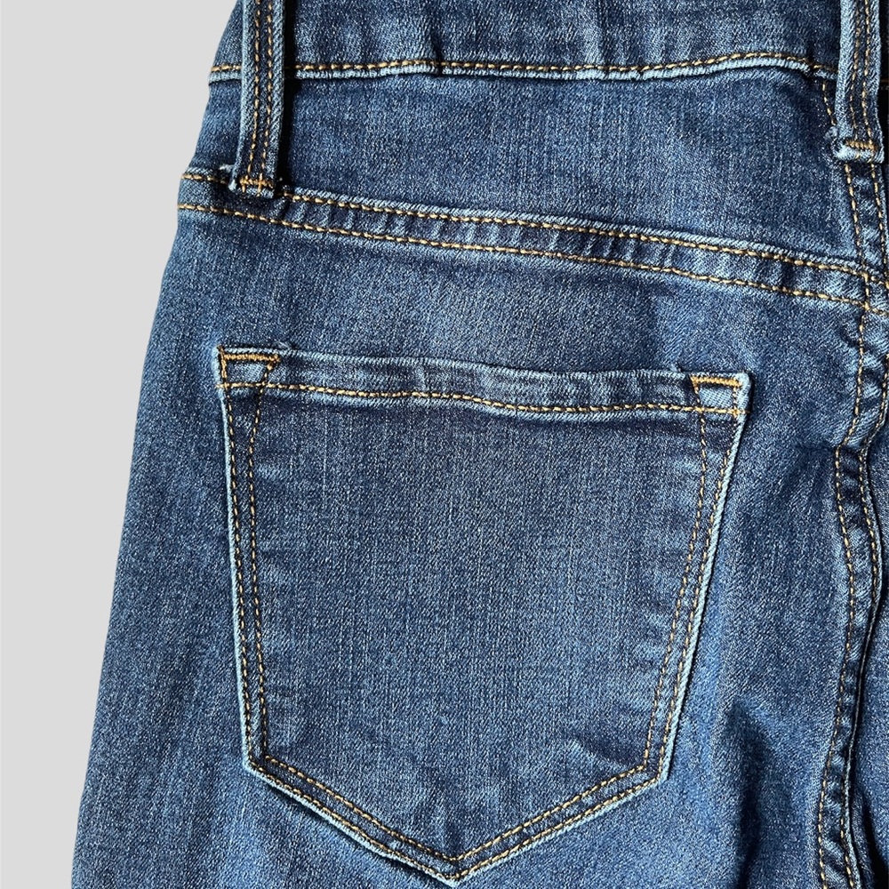 Old Navy Rockstar Super Skinny Jeans - Picture 7 of 9